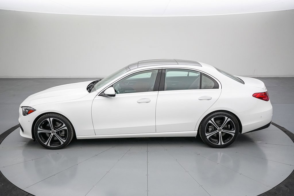 Used 2025 Mercedes-Benz C 300 Sedan image 2