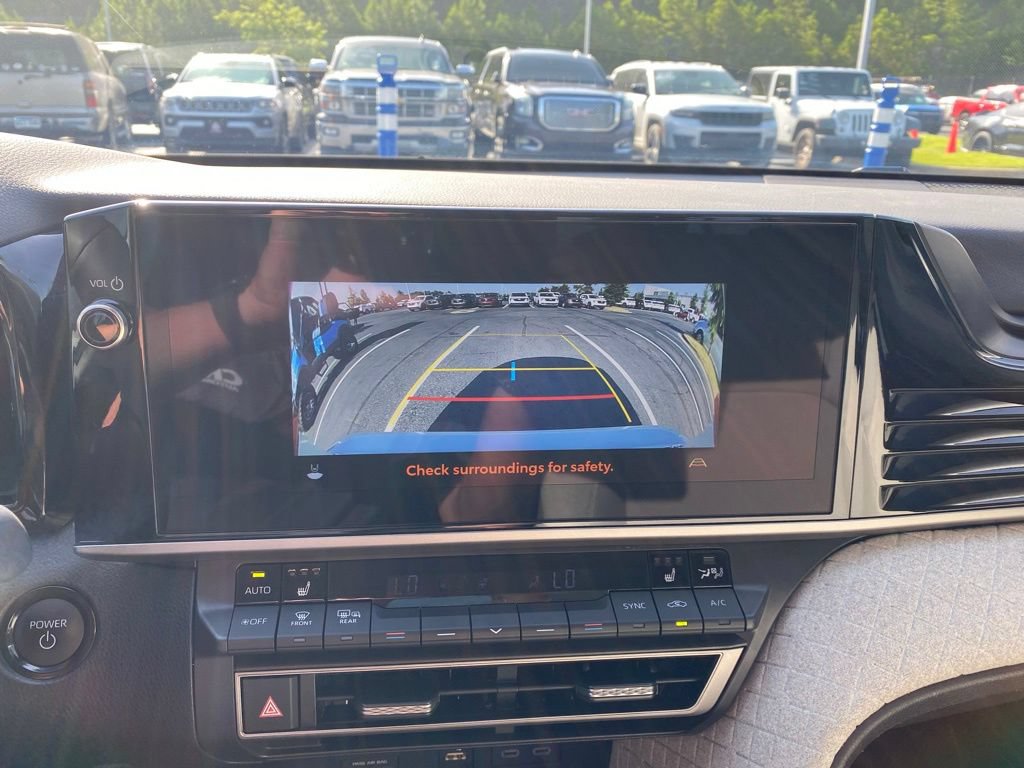 Used 2026 Toyota Camry XLE FWD image 16