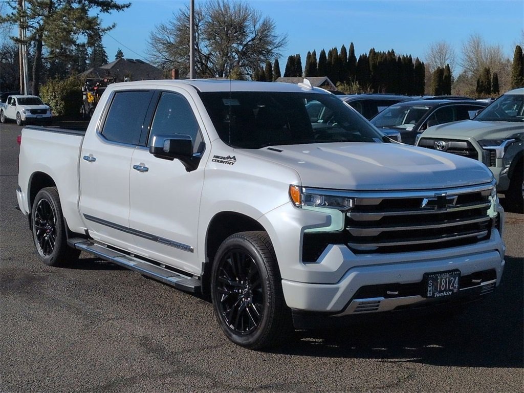 Used 2024 Chevrolet Silverado 1500 High Country w/ High Country Premium Package image 7