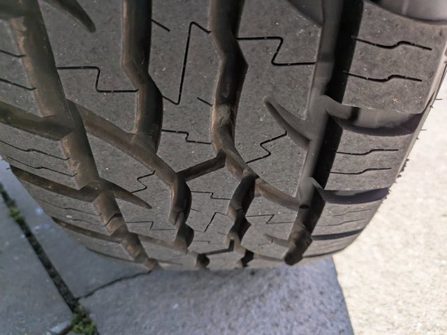 Certified 2022 Ford F150 Lariat w/ FX4 Off-Road Package image 12