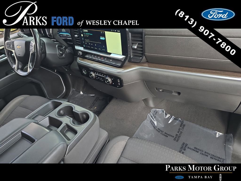 Used 2022 Chevrolet Silverado 1500 LT w/ Work Truck Package image 9