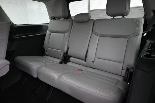 Certified 2025 Ford Expedition Active AWD/4WD image 28