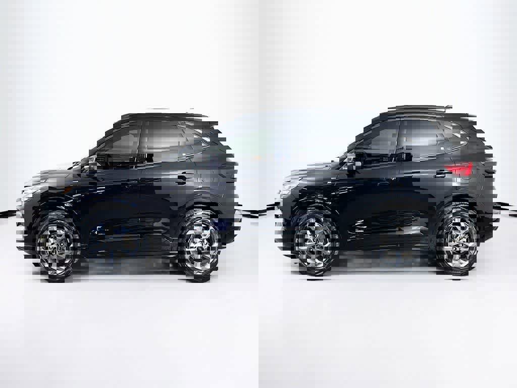 Certified 2023 Ford Escape ST-Line w/ Tech Pack #1 image 2