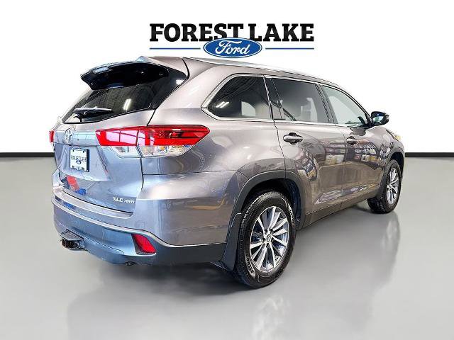 Used 2019 Toyota Highlander XLE AWD/4WD image 7