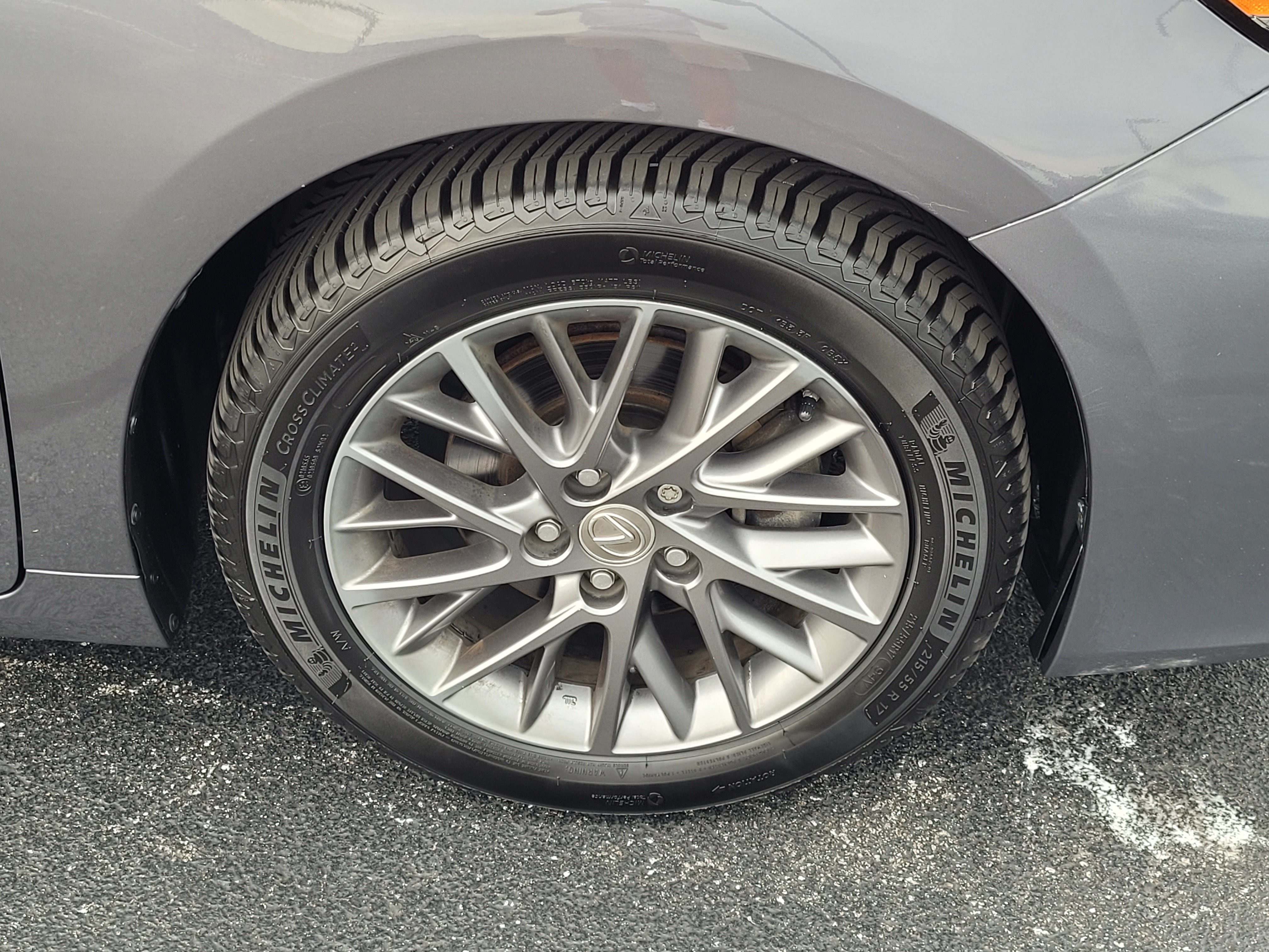 Used 2018 Lexus ES 350 w/ Premier Package FWD image 10