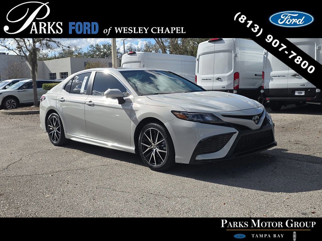 Used 2024 Toyota Camry SE w/ Cold Weather Package