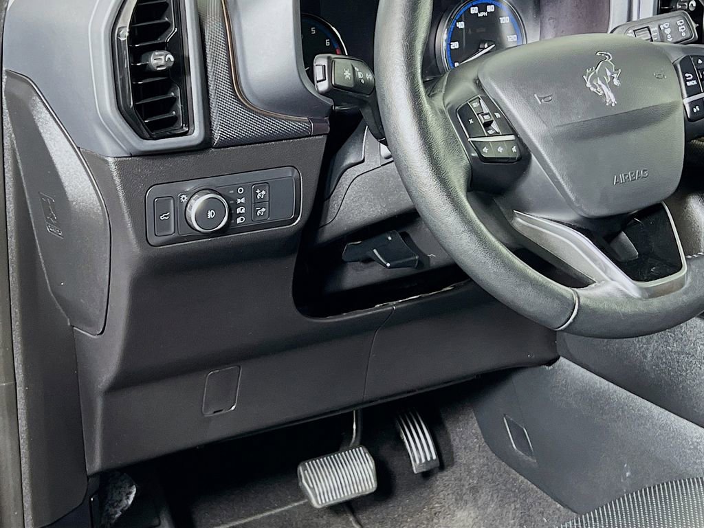 Certified 2021 Ford Bronco Sport Outer Banks AWD/4WD image 12