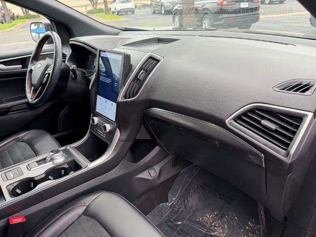 Certified 2024 Ford Edge ST-Line AWD/4WD image 23