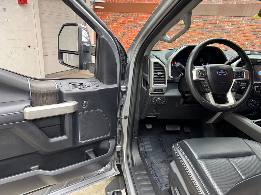 Certified 2021 Ford F250 Lariat w/ Chrome Package AWD/4WD image 9