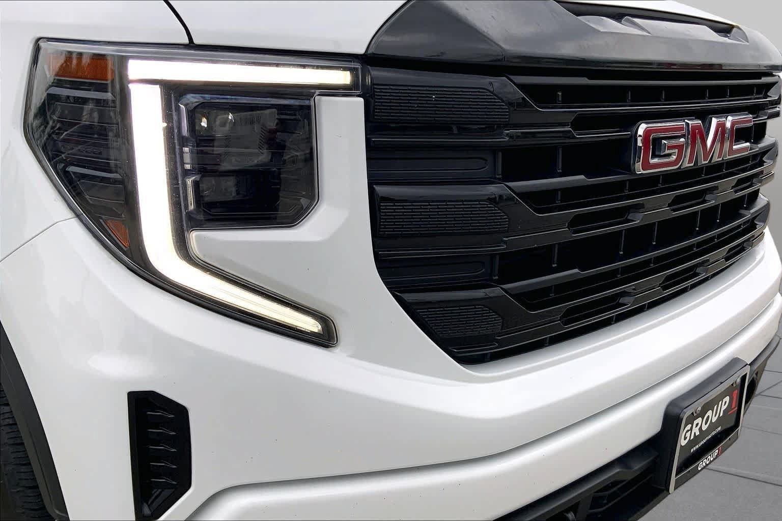 Used 2024 GMC Sierra 1500 Elevation RWD image 29