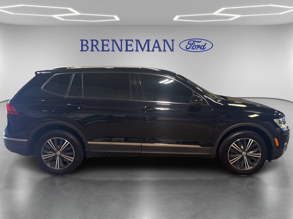 Used 2018 Volkswagen Tiguan SEL AWD/4WD image 5