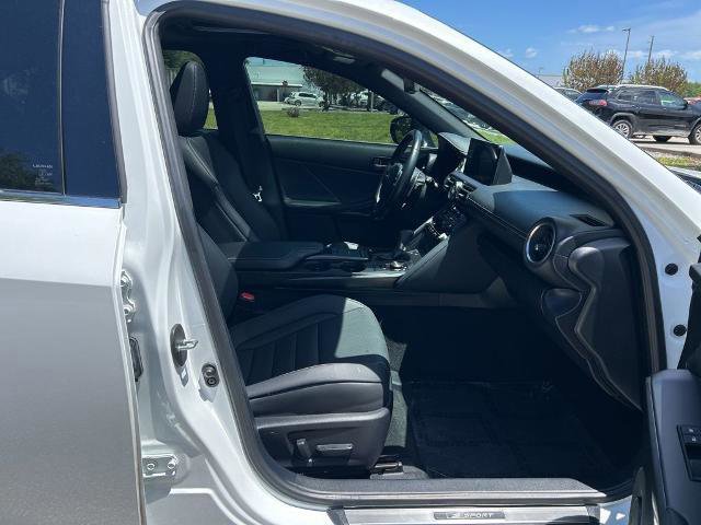 Used 2022 Lexus IS 350 F Sport RWD image 38