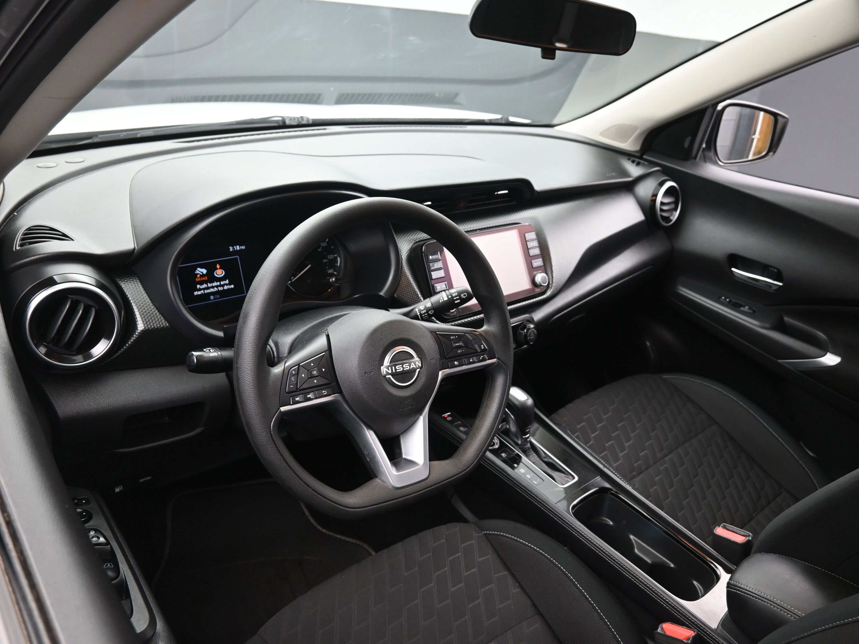 Used 2022 Nissan Kicks SV image 29