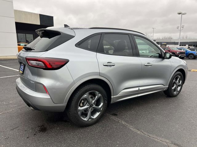 Certified 2023 Ford Escape ST-Line image 5