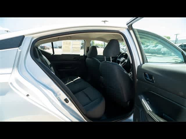 Used 2024 Nissan Altima 2.5 SV FWD image 33