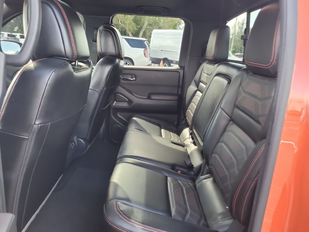 Used 2025 Nissan Frontier Pro-X w/ Pro Premium Package RWD image 10