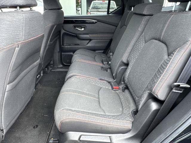 Used 2023 Honda Pilot Sport image 15