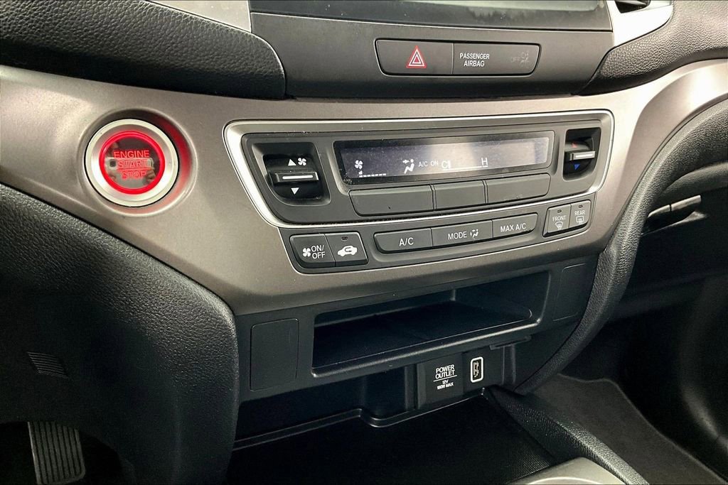 Used 2019 Honda Ridgeline RT image 32