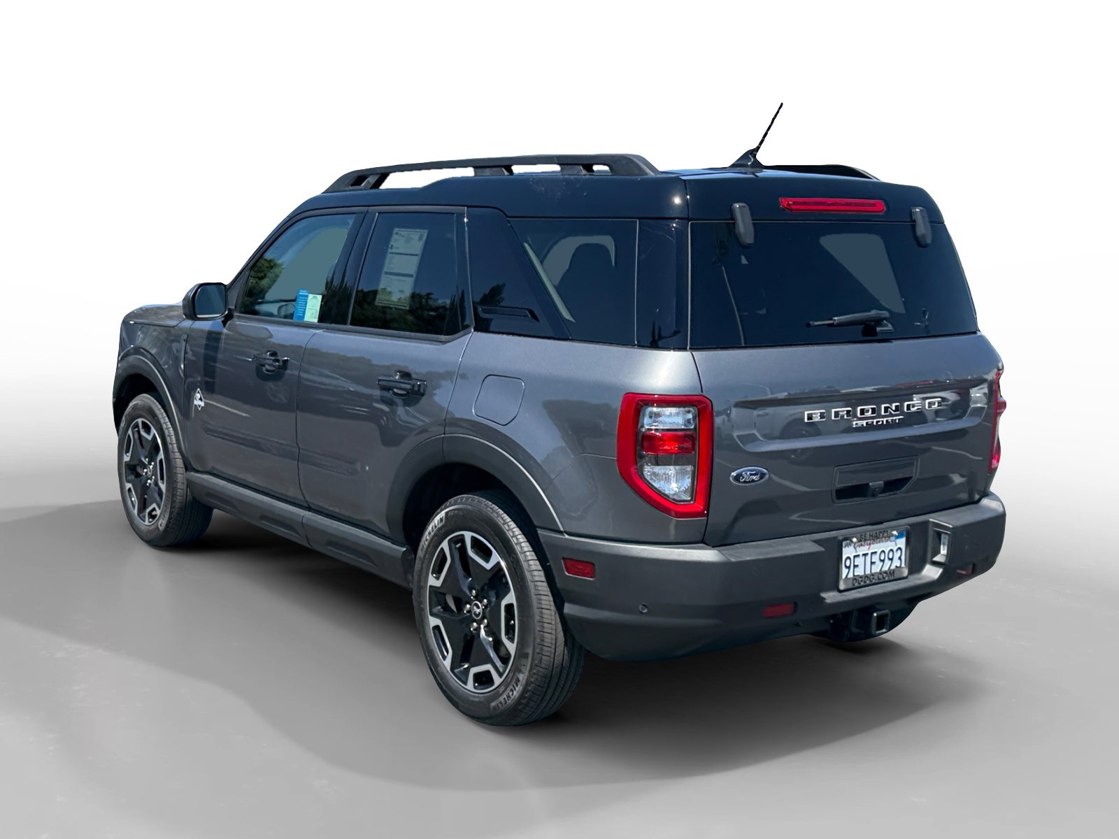 Certified 2022 Ford Bronco Sport Outer Banks w/ Tech Package AWD/4WD image 3