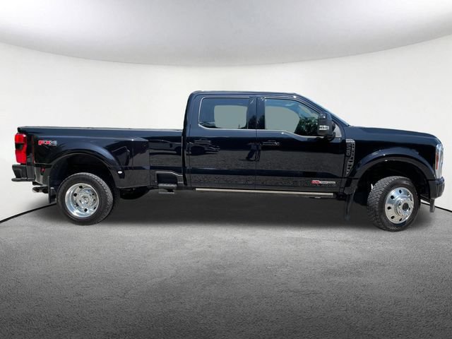 Certified 2025 Ford F450 Platinum w/ FX4 Off-Road Package AWD/4WD image 15
