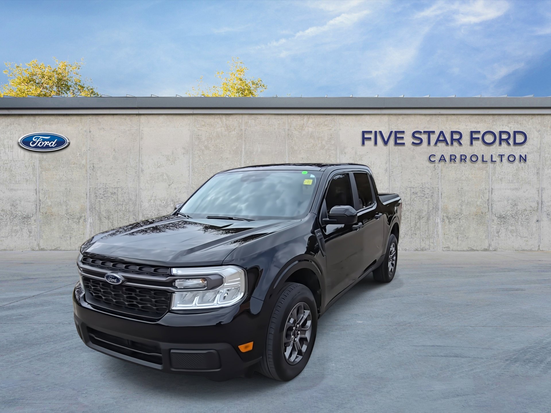 Certified 2024 Ford Maverick XLT w/ XLT Luxury Package image 4