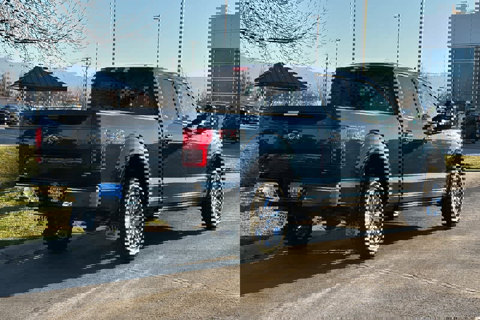 Certified 2019 Ford F150 Lariat w/ Equipment Group 502A Luxury image 2