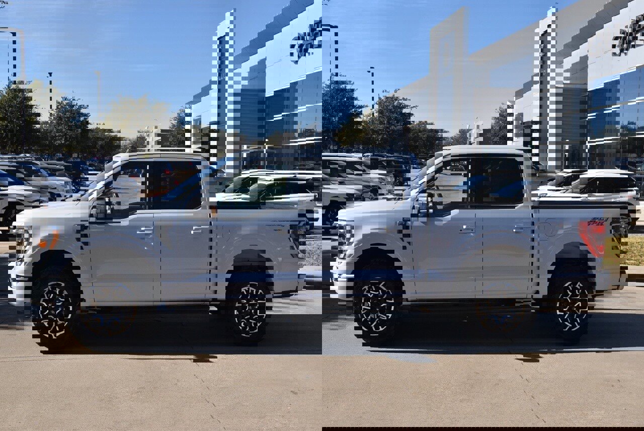 Certified 2022 Ford F150 XLT w/ Equipment Group 302A High image 12