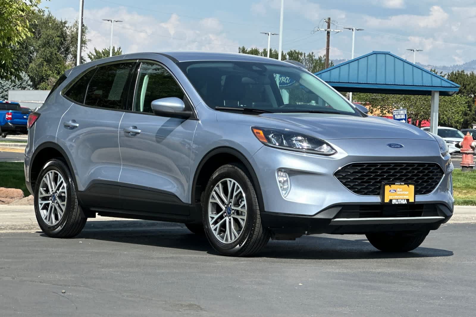 Certified 2022 Ford Escape SEL w/ Technology Package AWD/4WD image 9