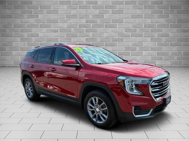 Used 2023 GMC Terrain SLT AWD/4WD image 3