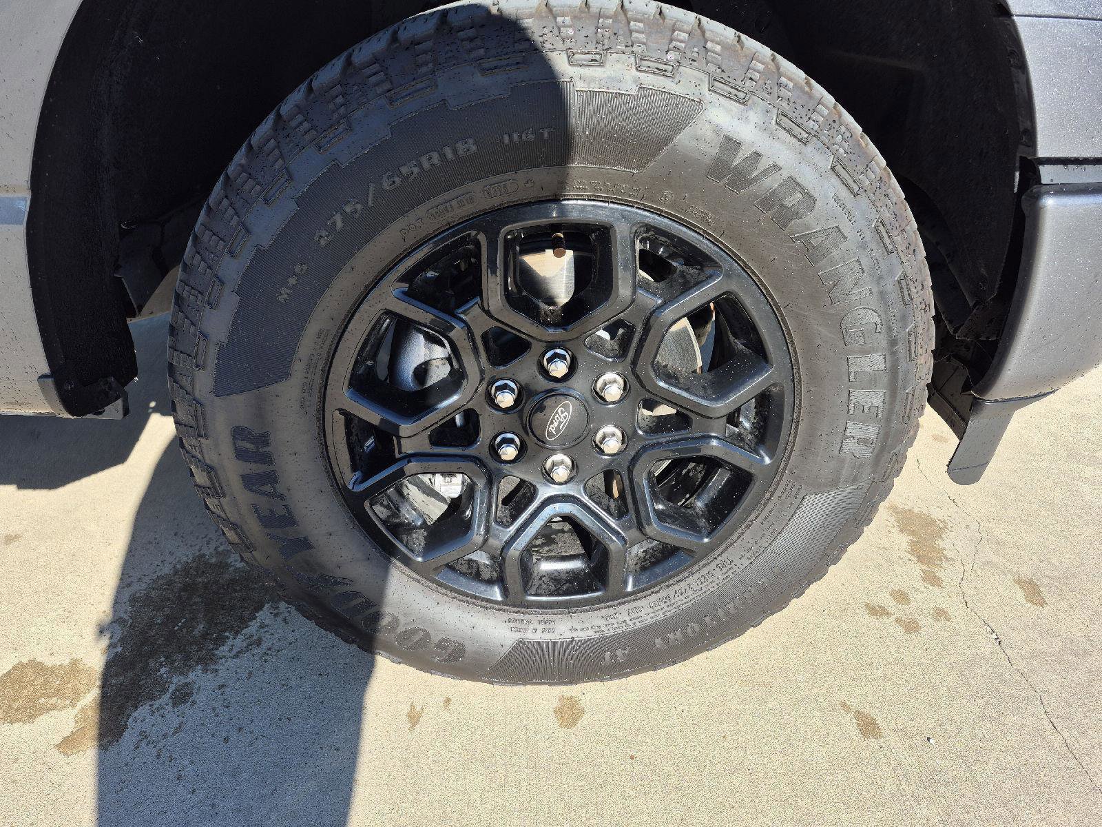 Certified 2025 Ford F150 Lariat w/ FX4 Off-Road Package image 10