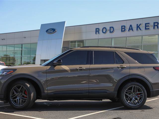 Certified 2026 Ford Explorer ST AWD/4WD image 6