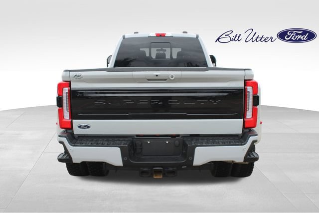 Certified 2025 Ford F450 Platinum w/ FX4 Off-Road Package AWD/4WD image 6