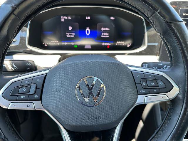 Used 2025 Volkswagen Jetta SE w/ Sunroof Package FWD image 26