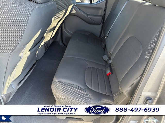 Used 2019 Nissan Frontier Desert Runner image 11