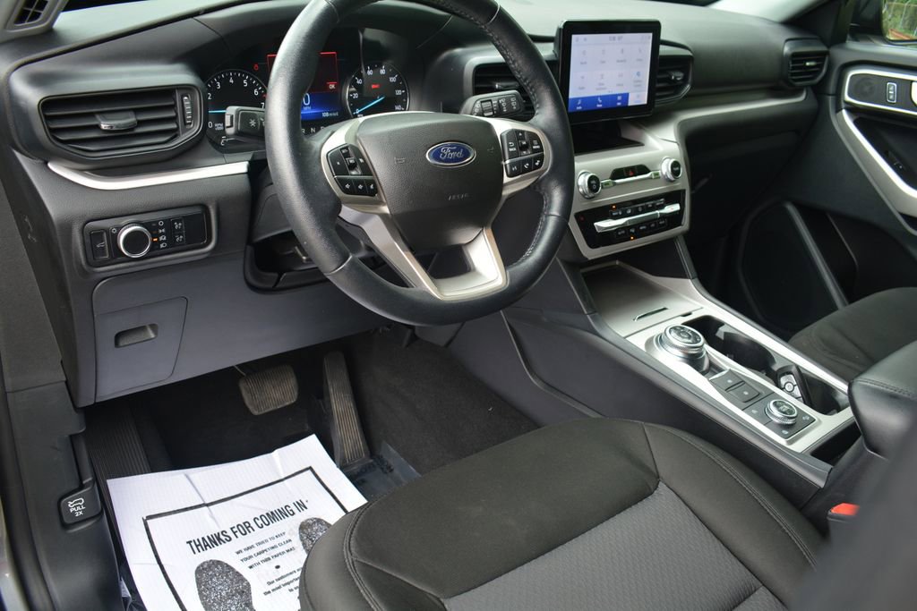 Certified 2023 Ford Explorer XLT AWD/4WD image 10