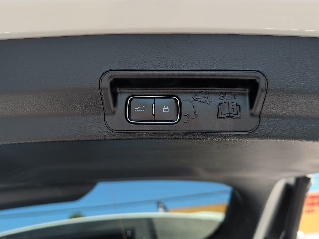 Certified 2023 Ford Explorer XLT w/ Equipment Group 202A image 27