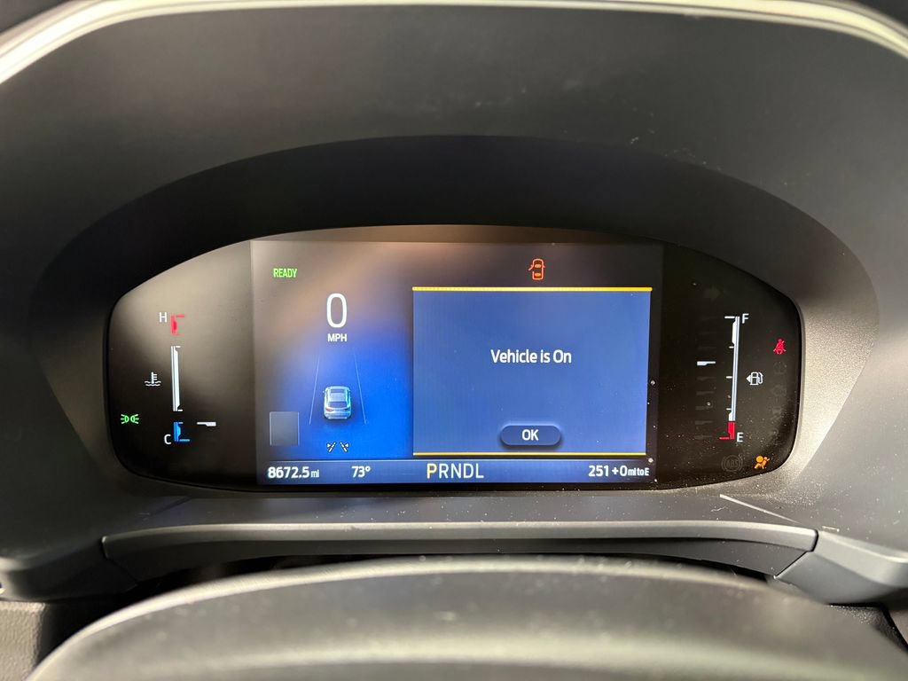 Certified 2025 Ford Escape SE FWD image 17