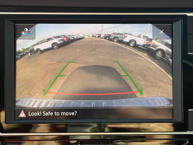 Used 2024 Volkswagen Jetta SE w/ Panoramic Sunroof Package FWD image 36