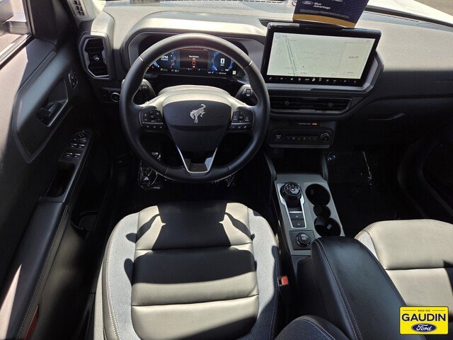Certified 2025 Ford Bronco Sport Outer Banks w/ Outer Banks Tech Package+ AWD/4WD image 13