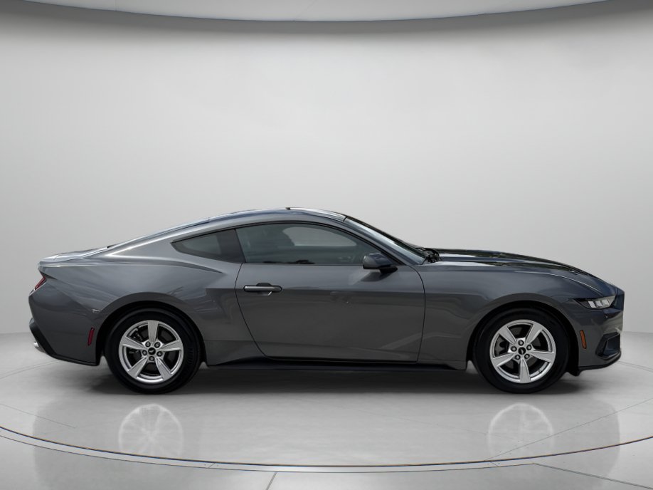 Certified 2024 Ford Mustang Coupe RWD image 2