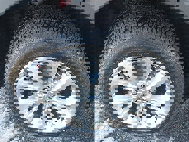 Certified 2021 Ford Explorer Platinum w/ Equipment Group 601A image 12