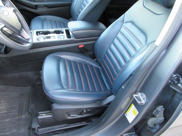 Certified 2024 Ford Edge SEL w/ Sport Appearance Package AWD/4WD image 22
