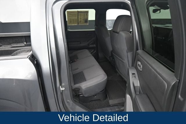 Used 2026 Nissan Frontier SV w/ All-Weather Content Package AWD/4WD image 14