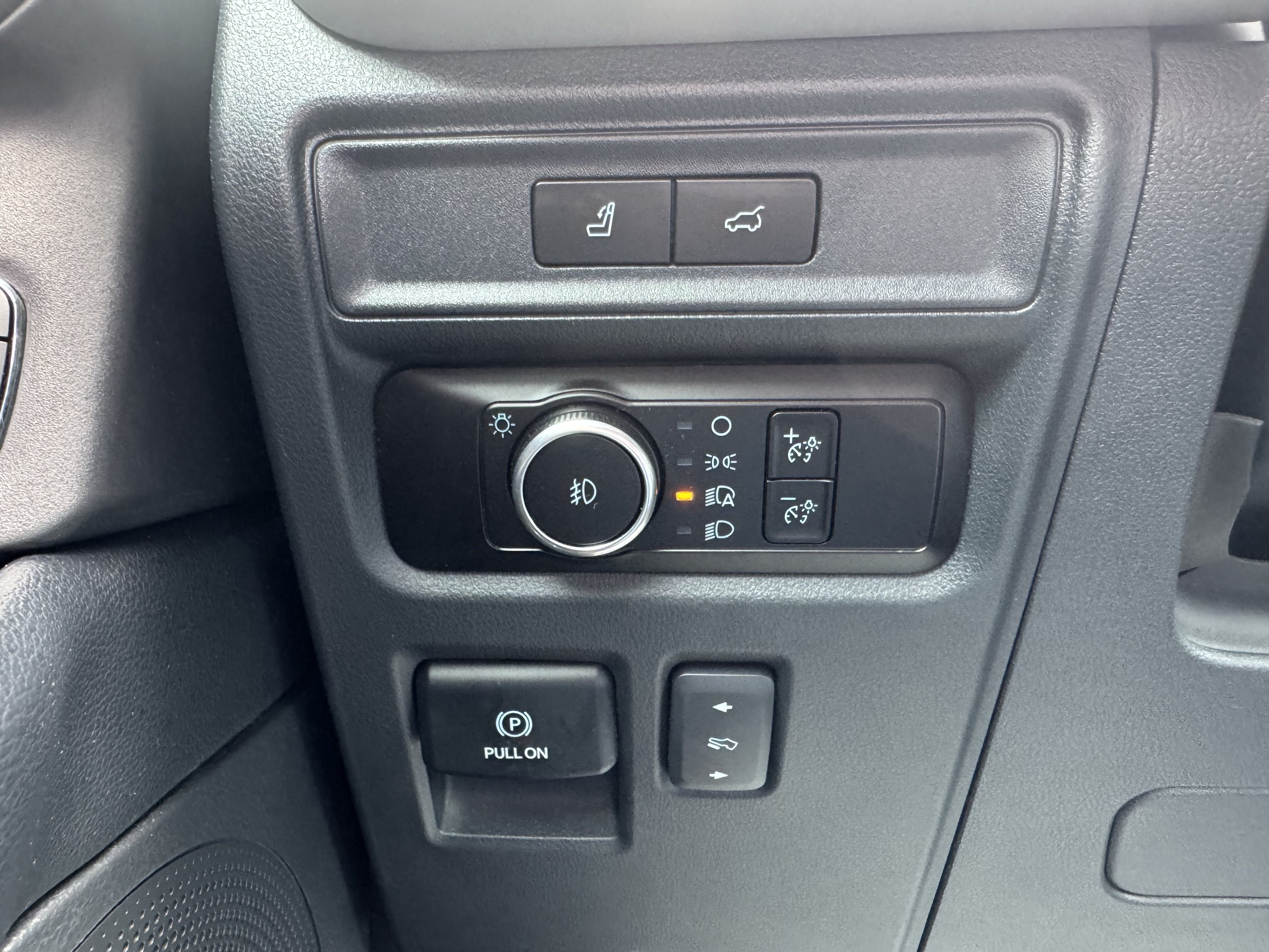 Certified 2023 Ford Expedition XLT RWD image 15