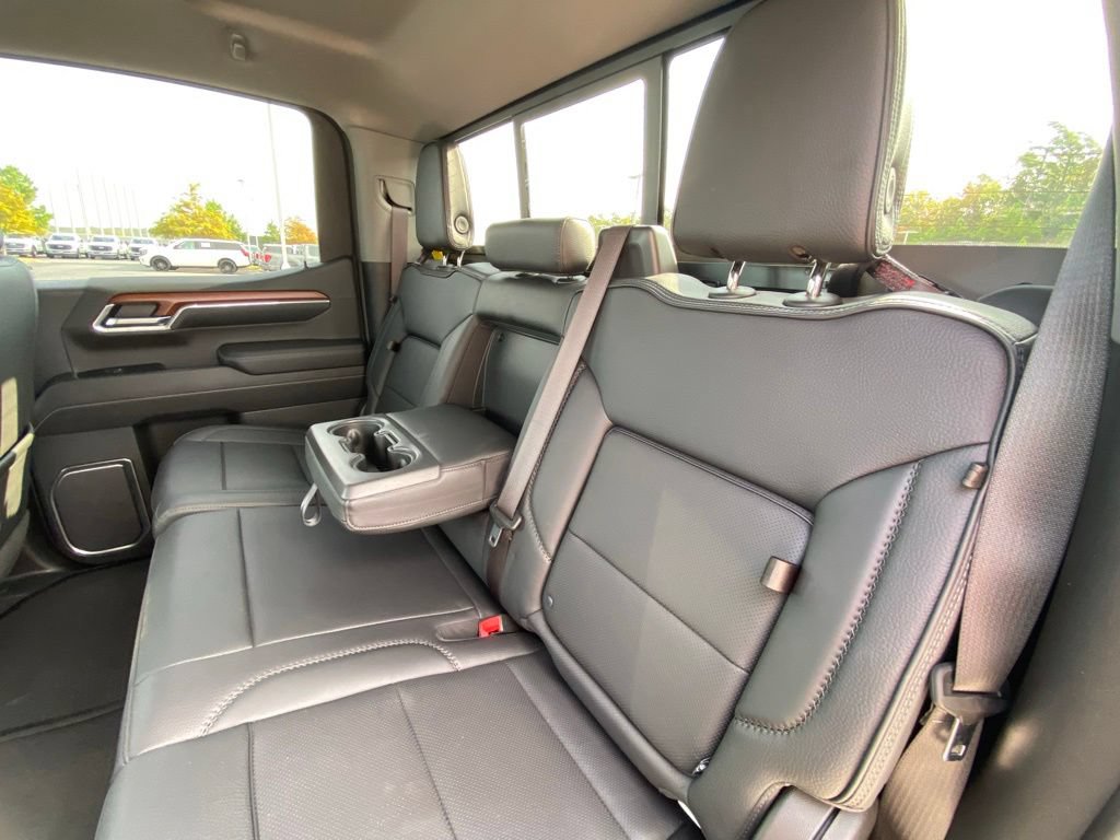 Used 2023 GMC Sierra 1500 Denali w/ Technology Package AWD/4WD image 23