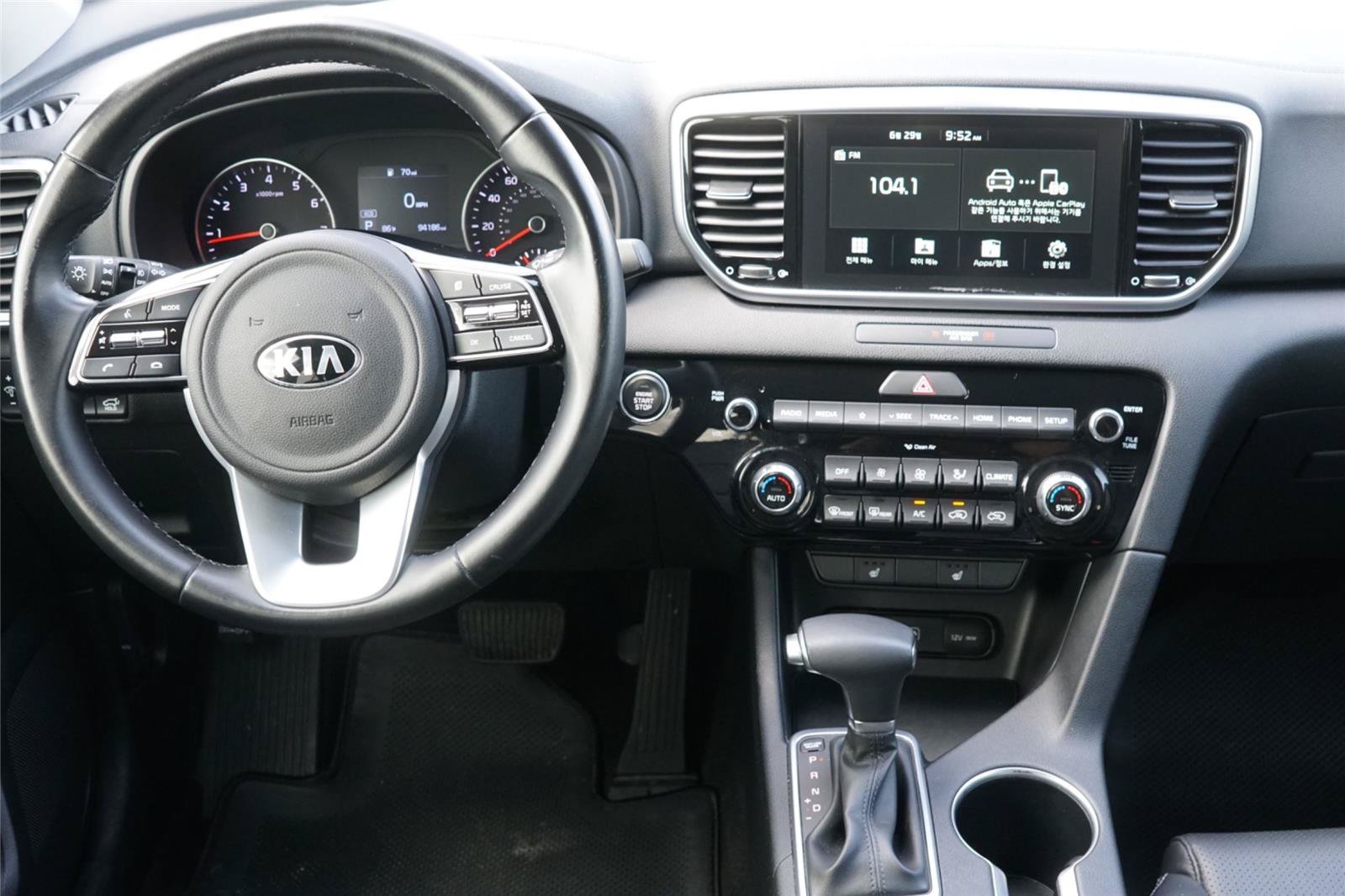 Used 2021 Kia Sportage EX FWD image 25