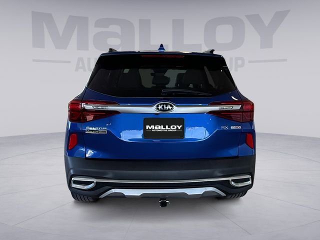 Used 2021 Kia Seltos SX w/ SX Sunroof Package AWD/4WD image 4
