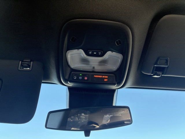 Used 2024 Chevrolet Colorado Trail Boss image 30