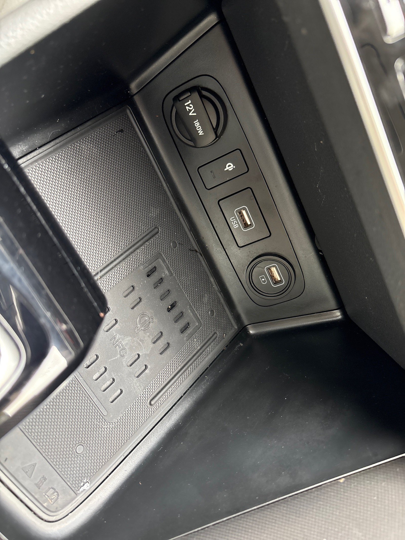 Used 2023 Hyundai Sonata Limited w/ Cargo Package FWD image 19