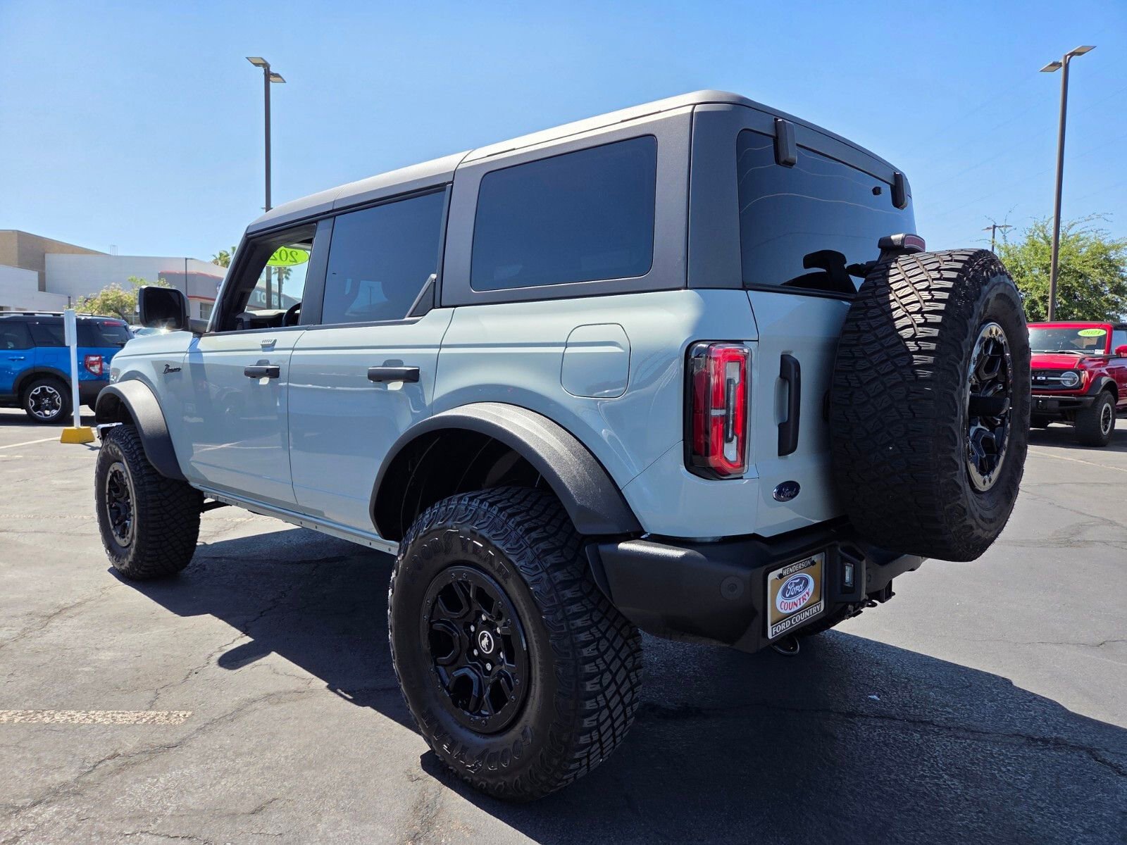 Certified 2023 Ford Bronco Wildtrak AWD/4WD image 4